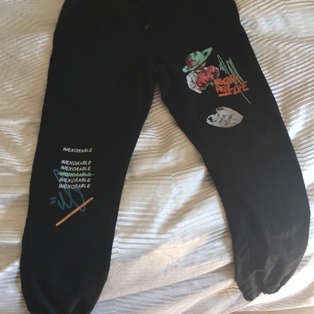 Zara joggers size medium men…